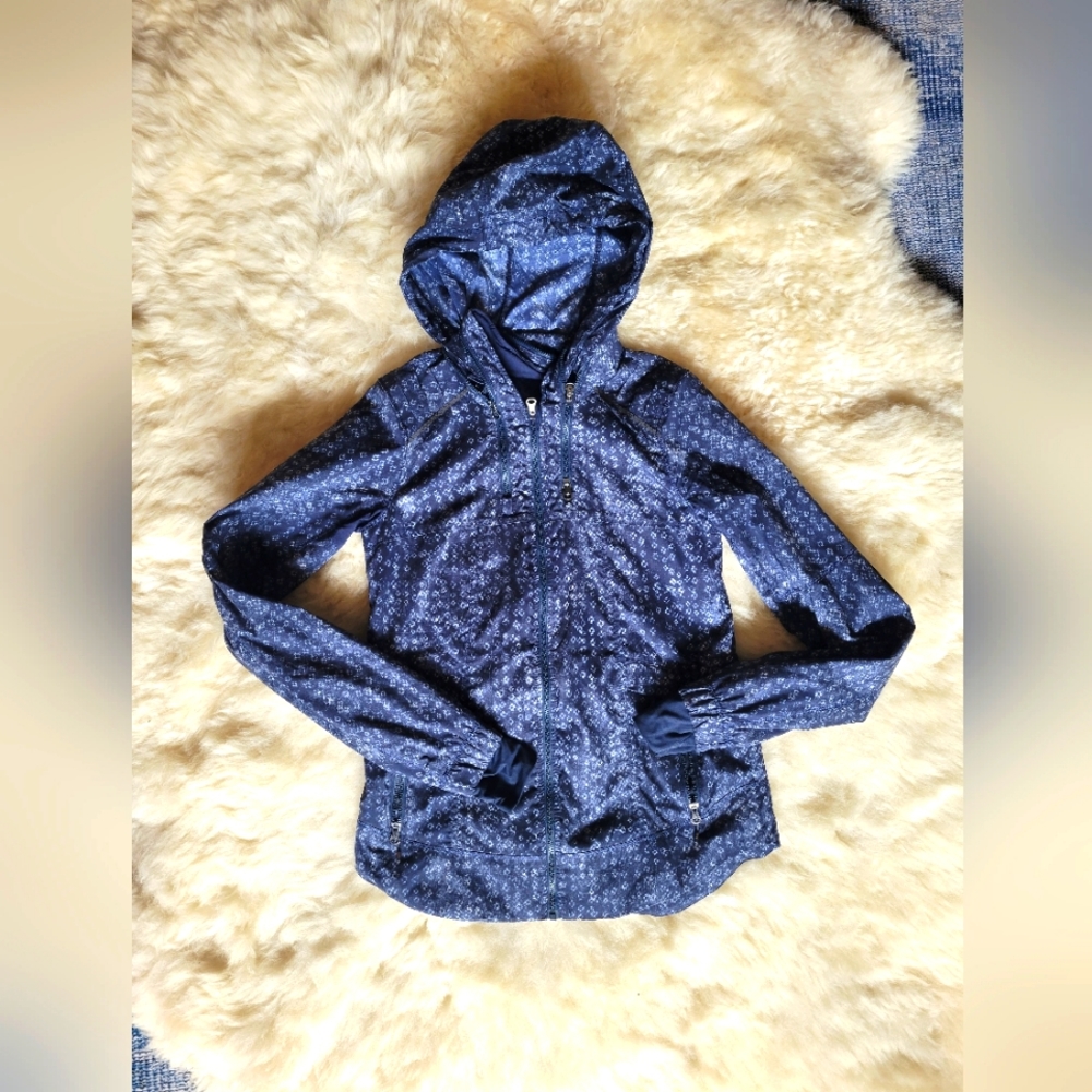 Lululemon running jacket